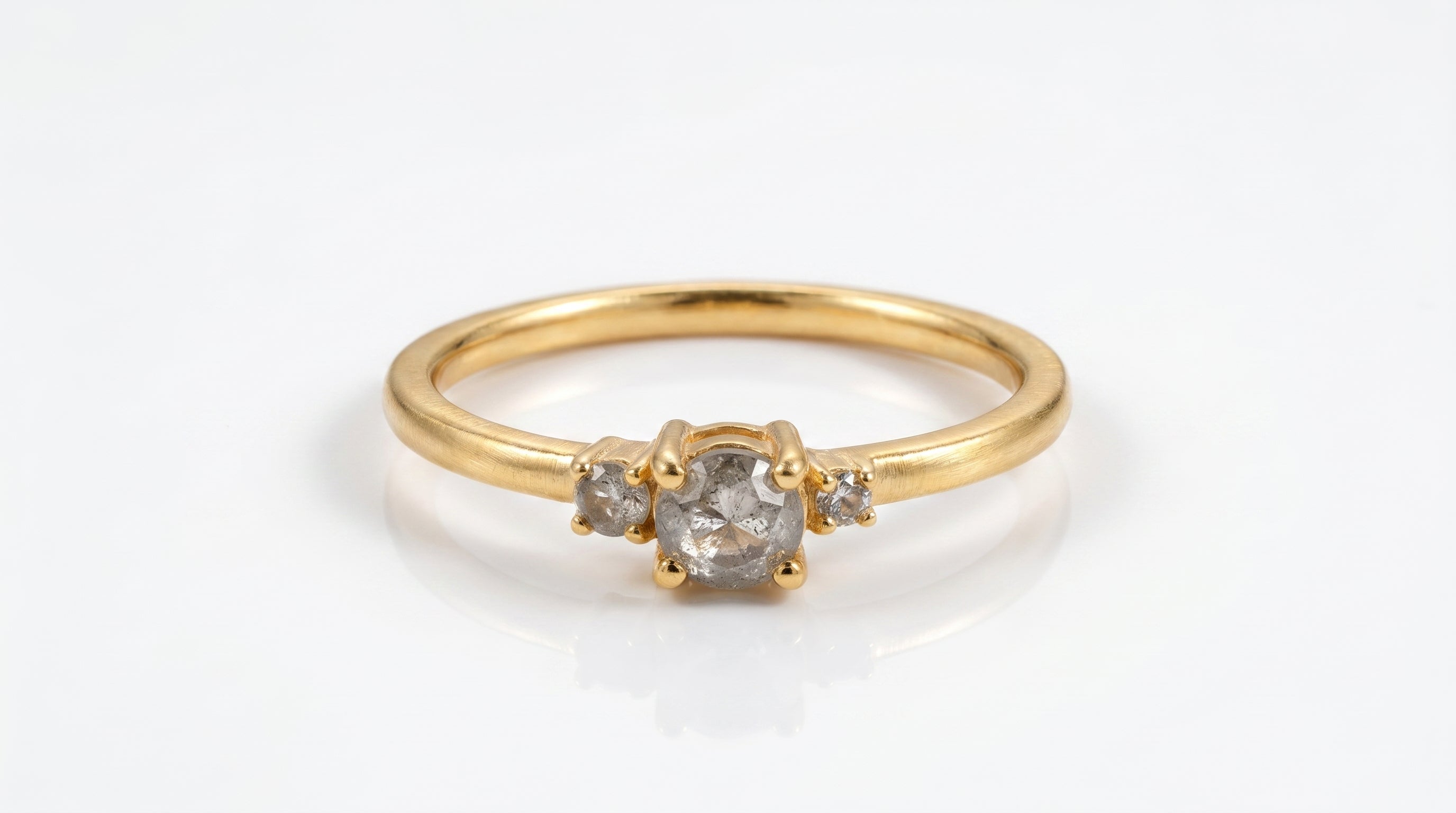 Anillo Labradorita